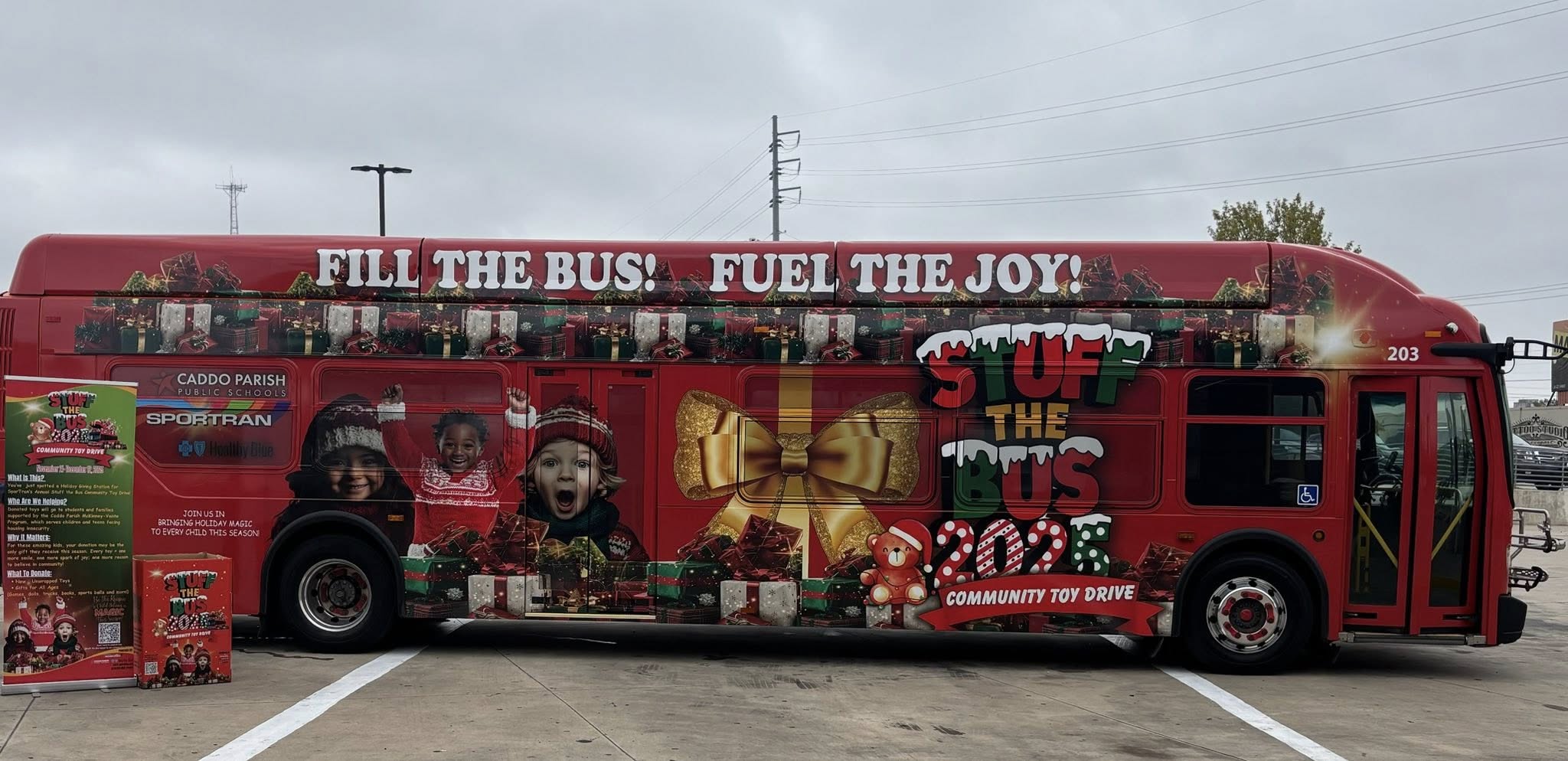 StufftheBus2025_photo1